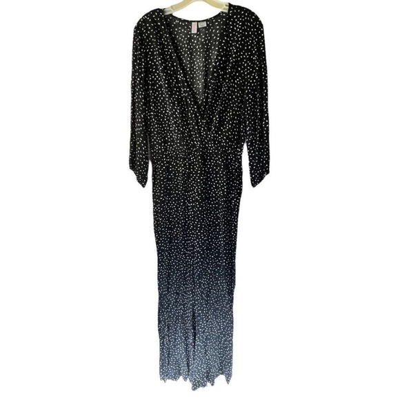 Beach Bunny Jumpsuit‎ - Picture 1 of 6